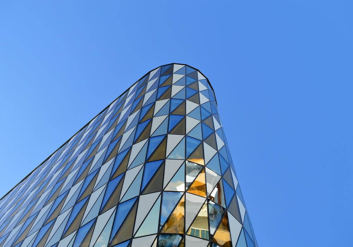 开云在哪里开户-阿兰太难！轰世界波仍成牺牲品 奥古摸头送他下场